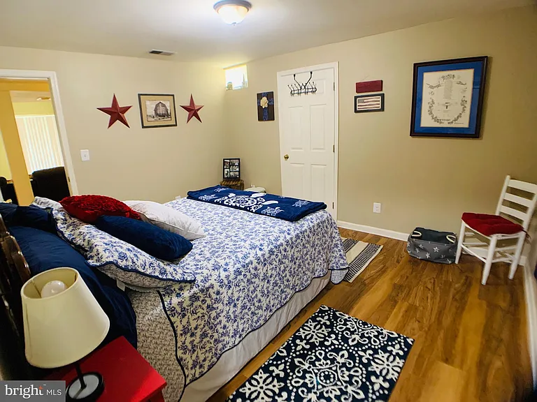 8604 Oak Chase Cir — Photo 40