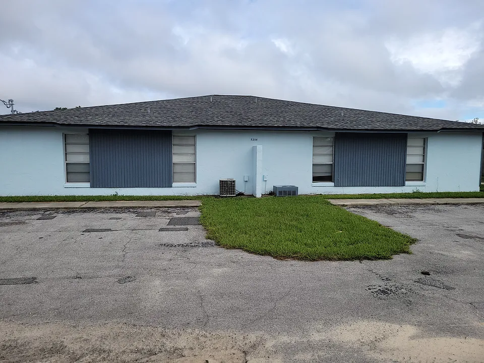 Building Photo 4