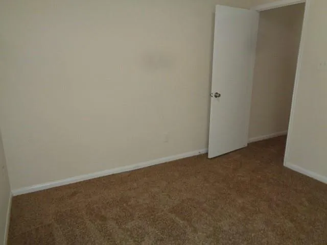15627 Kippers Dr — Photo 16