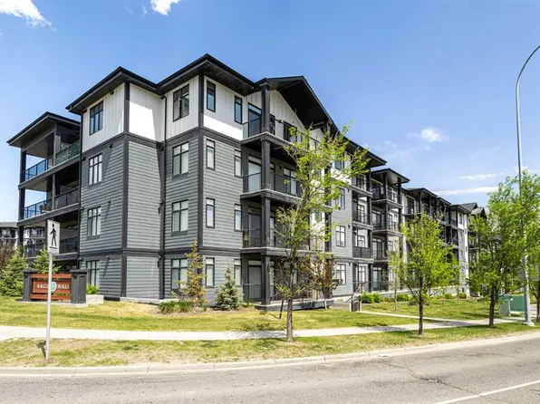 10 N Sage Hill Walk NW #205, Calgary, AB T3R 1X9