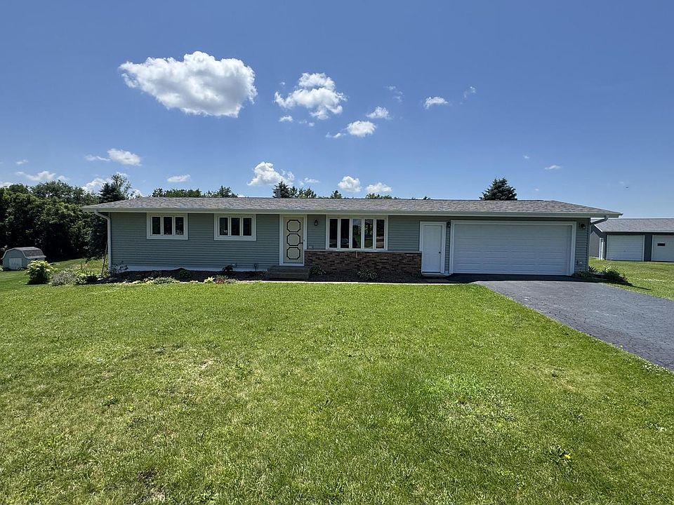1st image of 305 Ulland AVENUE