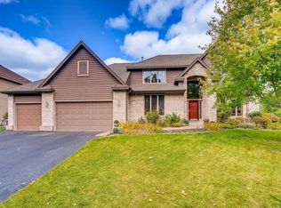 6414 Country Rd, Eden Prairie, MN 55346