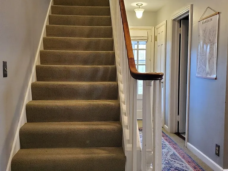 3224 Webster Ave S — Photo 10