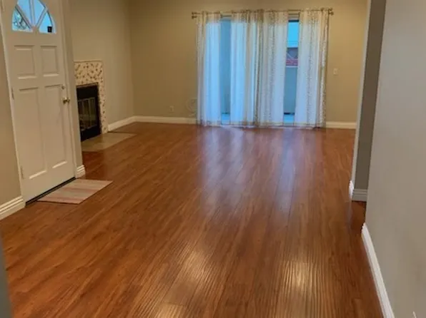 119 Goldenrod #87, Irvine, CA 92614