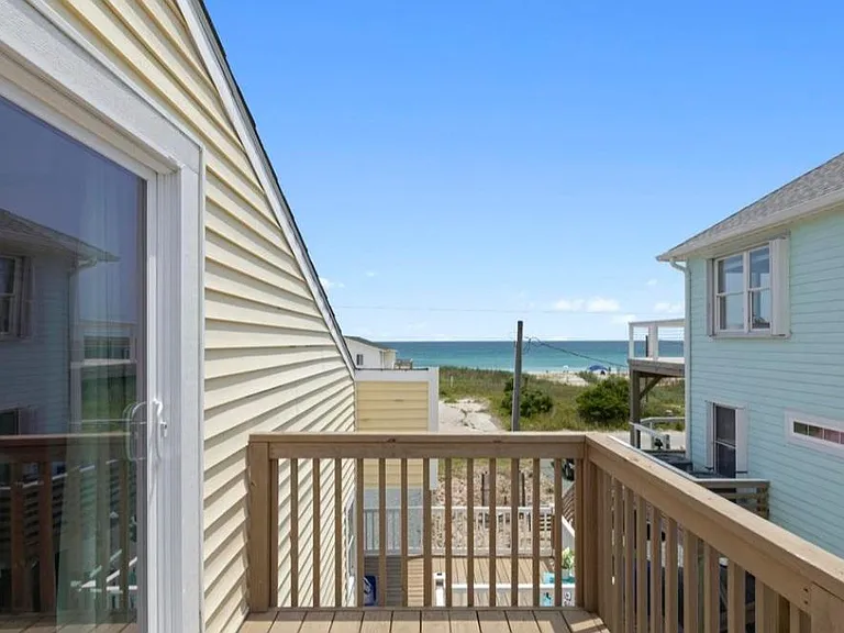 219 Seashore Dr #219 — Photo 15