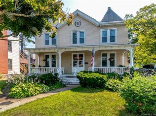 28 River Ave, Norwich, CT 06360
