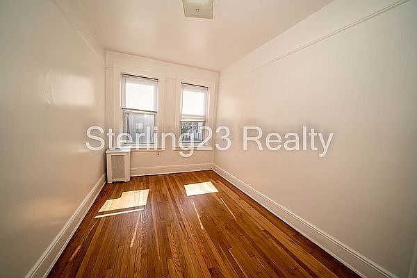 1st image of 25-23 14th St #2R