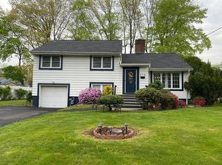 978 Oradell Ave, Oradell, NJ 07649