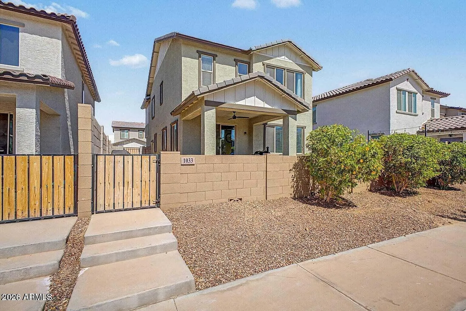 4 bed, 2.5 bath, 1844 sqft, $2,200 — Photo 1