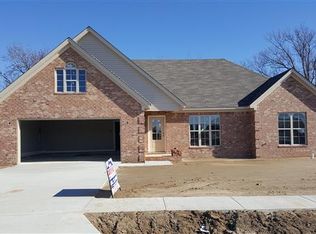 894 Bayou Vista Dr, Marion, AR 72364