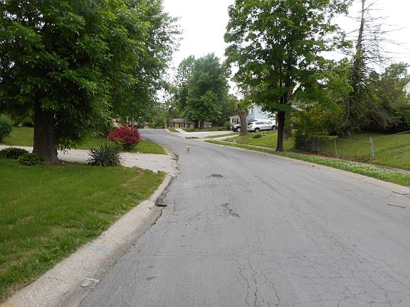 5th image of 4601 Myrtle Ave