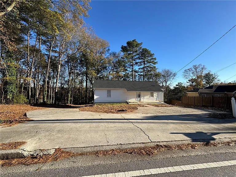3599 Ridge Rd SE — Photo 20