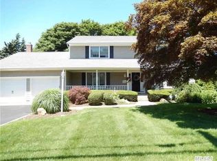 107 Stanton St, Northport, NY 11768