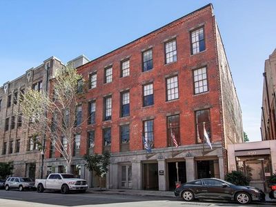 448 Julia St APT 304, New Orleans, LA, 70130