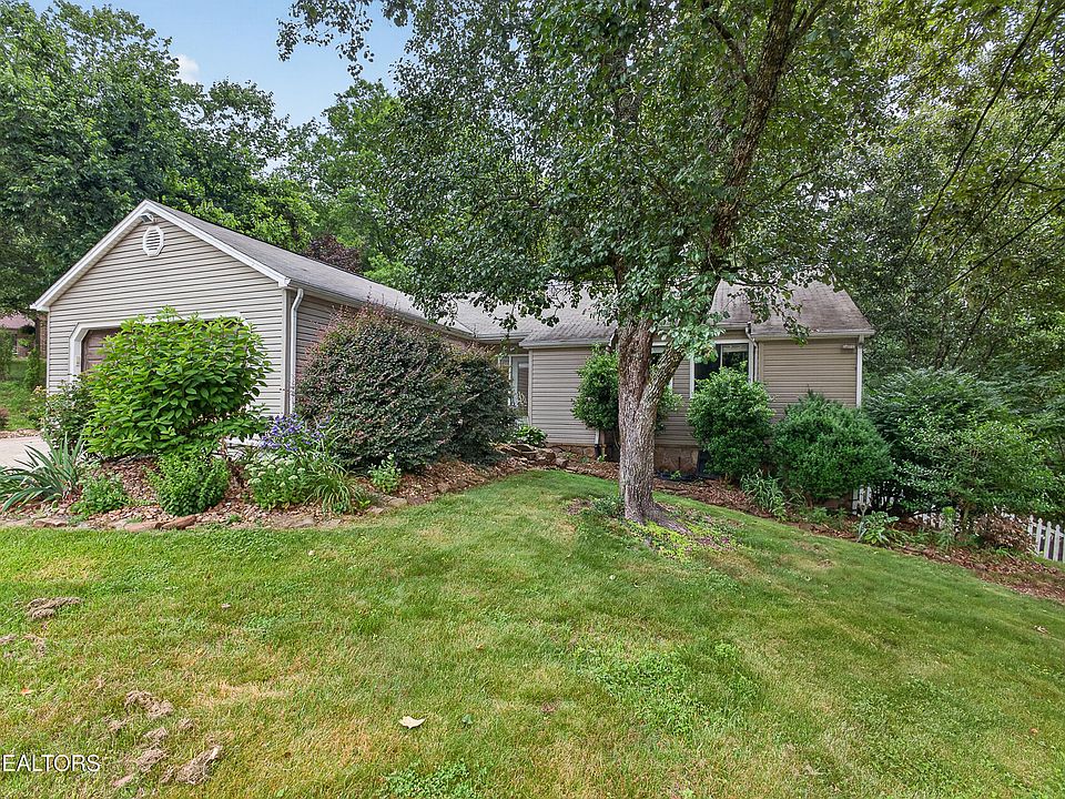 1st image of 10225 Birch Hill Ln