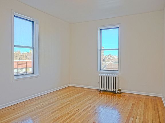 3rd image of 3706 81st St APT 6D