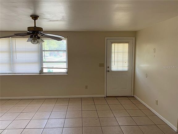 2nd image of 2426 Kimberly Dr