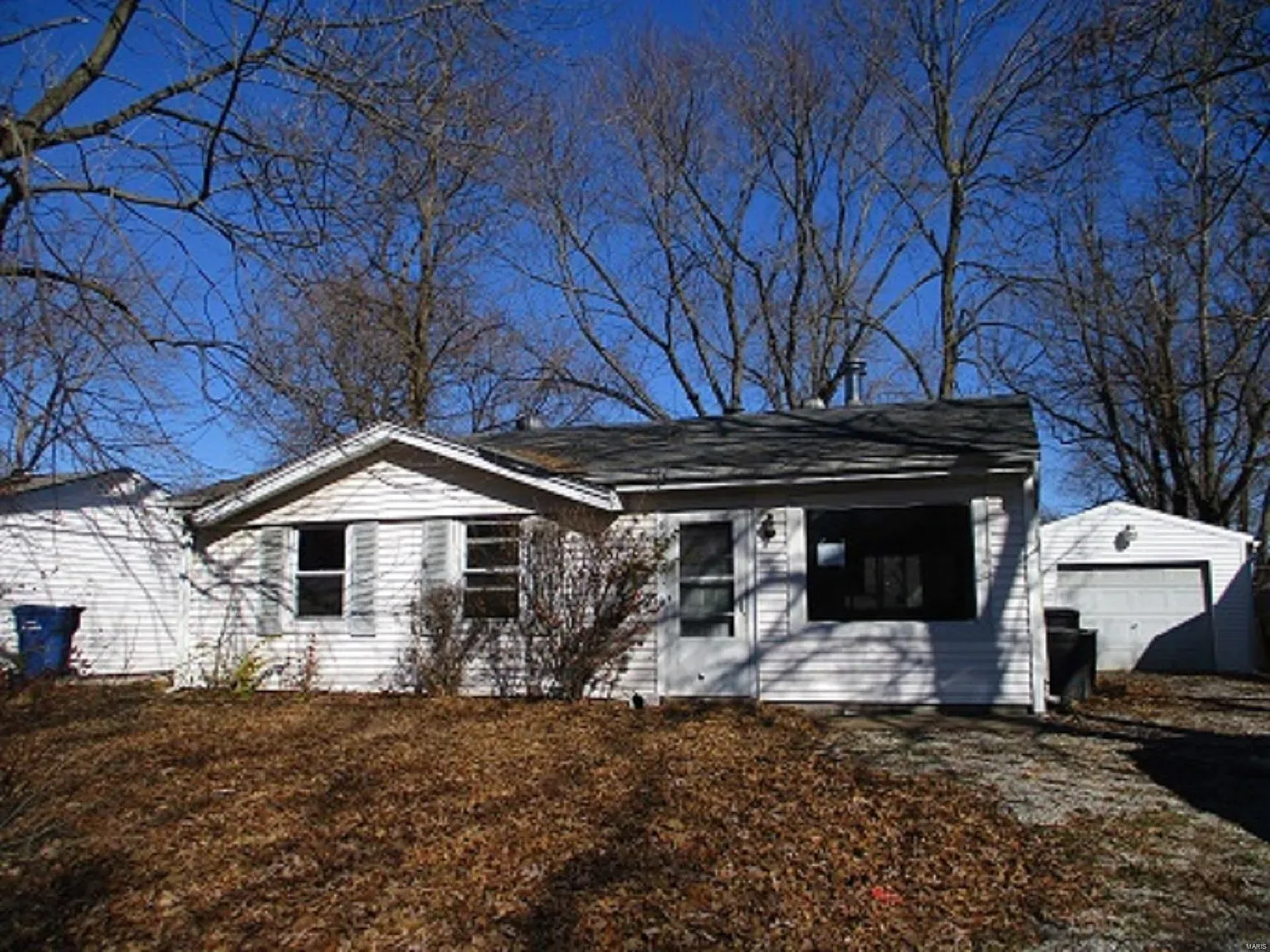 1331 Lou Ann Dr photo 1