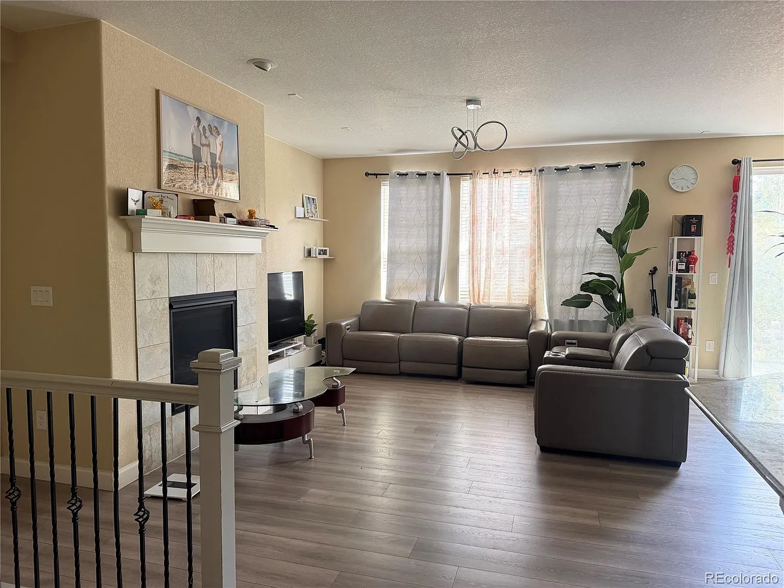 5 bed, 3.0 bath, 3448 sqft, $3,500 — Photo 4