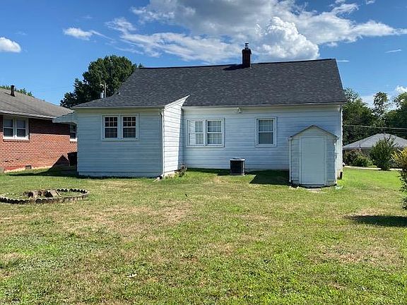 2nd image of 148 Hamlin Ave
