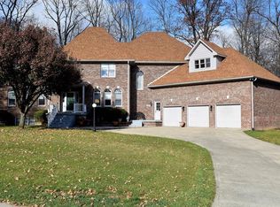 5849 Winding Way Ln, Indianapolis, IN