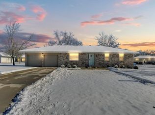 3609 SW Harbor Cir, Lees Summit, MO 64082