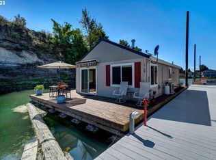 19609 NE Marine Dr UNIT L28, Portland, OR