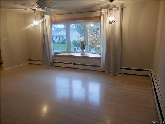 5th image of 46 Continental Dr