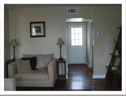 5th image of 128 N Elm Ave
