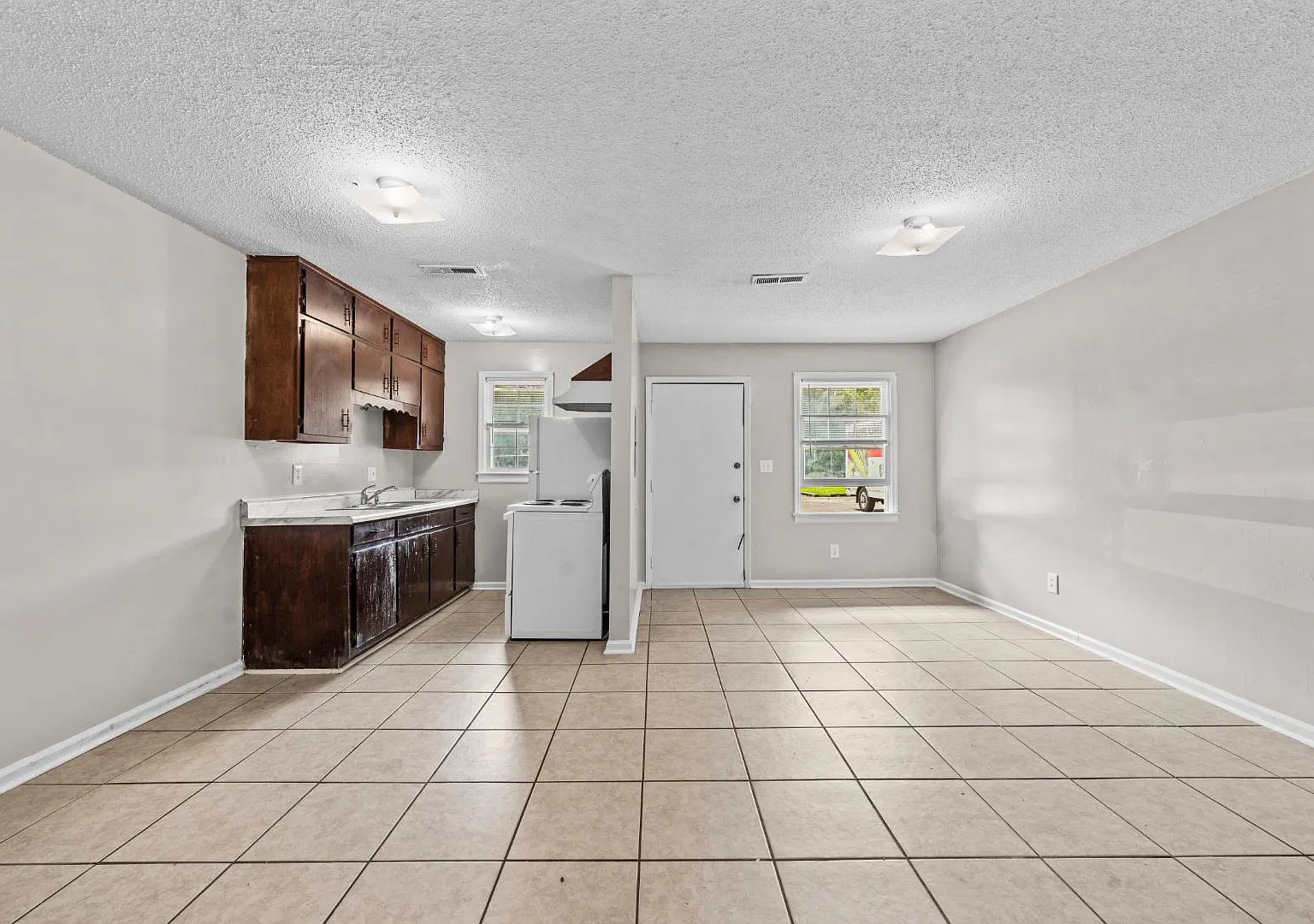 3911 Patton Road Southwest - Unit 4 — Photo 4