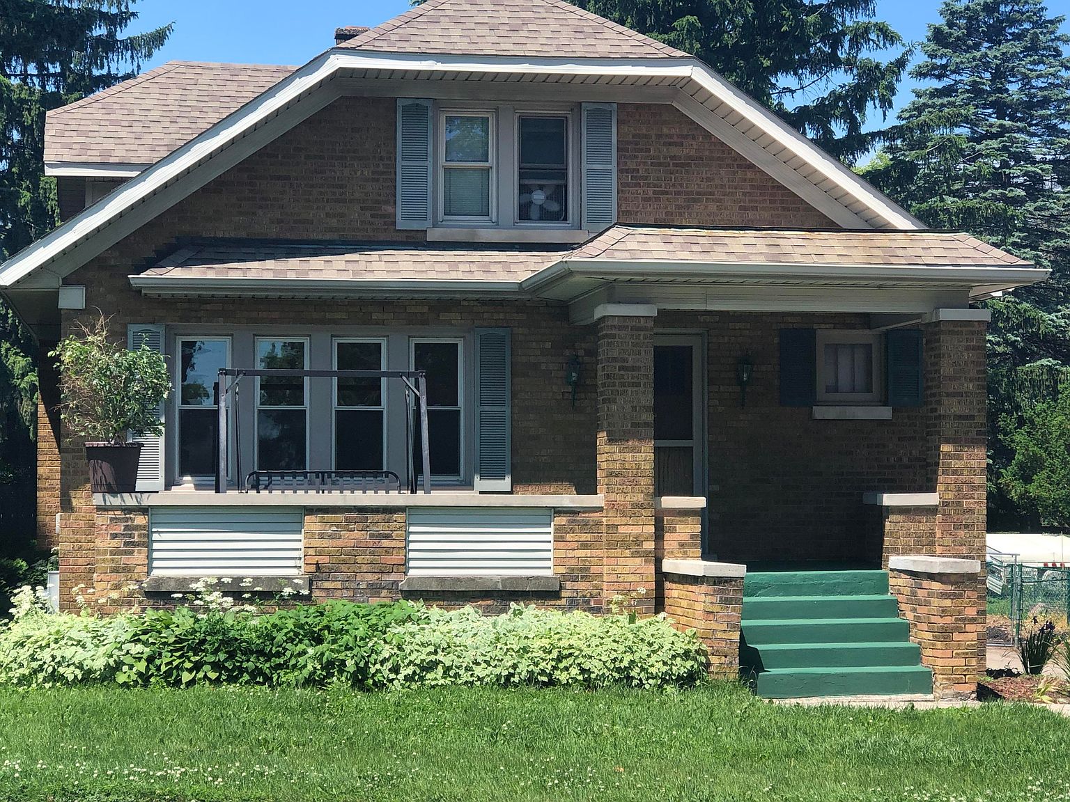 212 Green Bay S, Racine, WI 53406 | Zillow