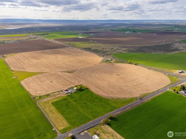 10701 12 Road NE, Moses Lake, WA 98837