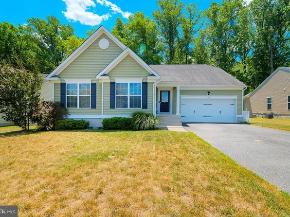128 S High Meadow Dr, Felton, DE 19943