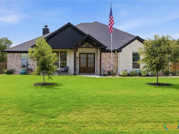 11205 Golden Eagle Ave, Salado, TX 76571