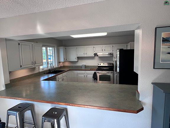 5th image of 2522 Talkeetna Ave