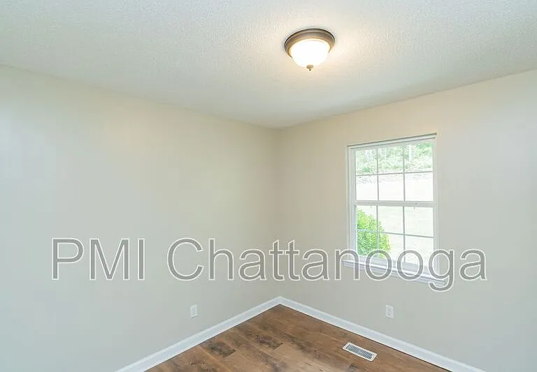 37 Anderson Rd — Photo 20