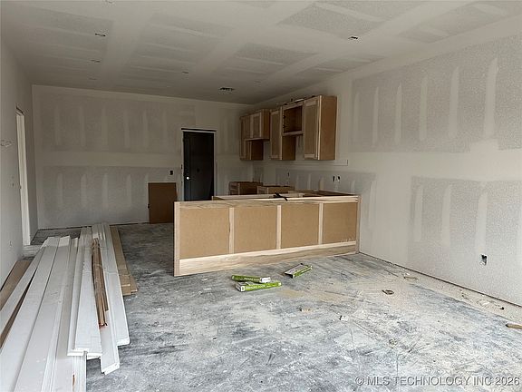 2nd image of 608 S 3rd St