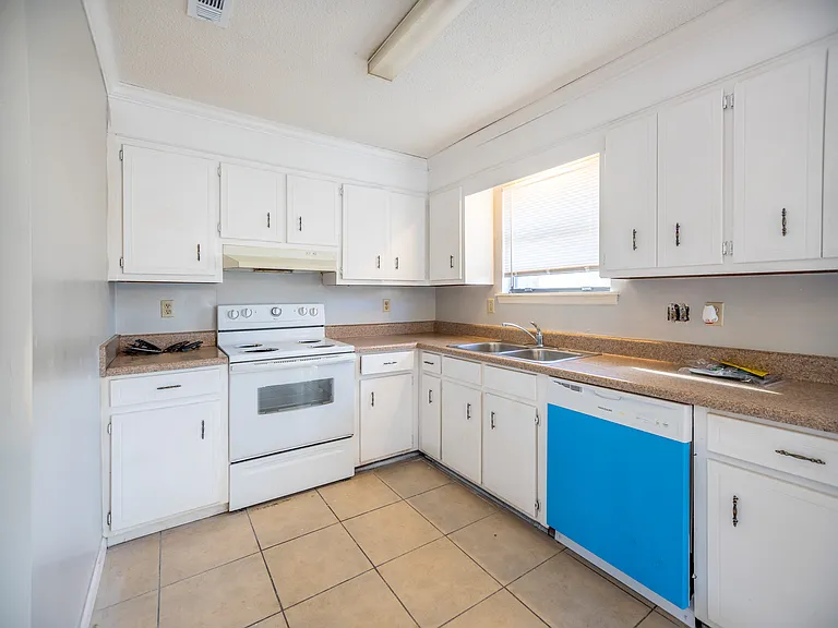 4203 Beckmont Dr-11_01072022