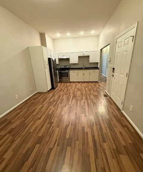 1116 Garvin Pl #1 — Photo 2