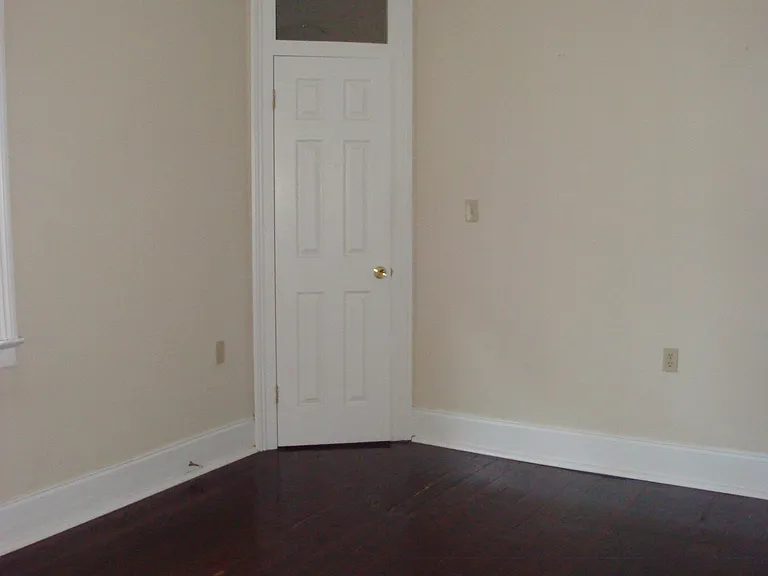 918 Jackson Ave #918 — Photo 8
