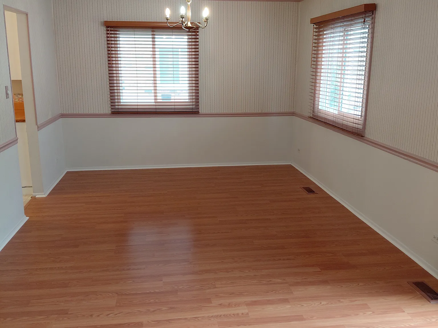 3 bed, 1.5 bath, $2,795 — Photo 4
