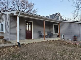 4315 Amazonia Rd, Saint Joseph, MO 64505