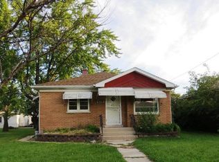 623 E 158th St, Harvey, IL 60426