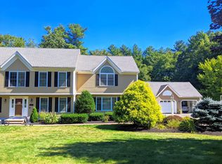 11 Misty Ln, Westford, MA 01886