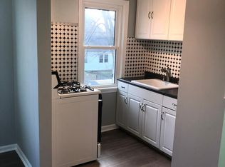340 N 6th Ave FLOOR 2, Manville, NJ