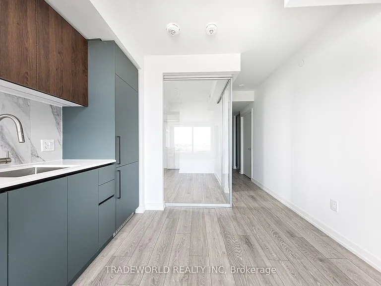 1100 Sheppard Ave W #1019 — Photo 11