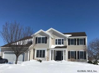 34 Harvest Ridge Rd, Glenmont, NY 12077