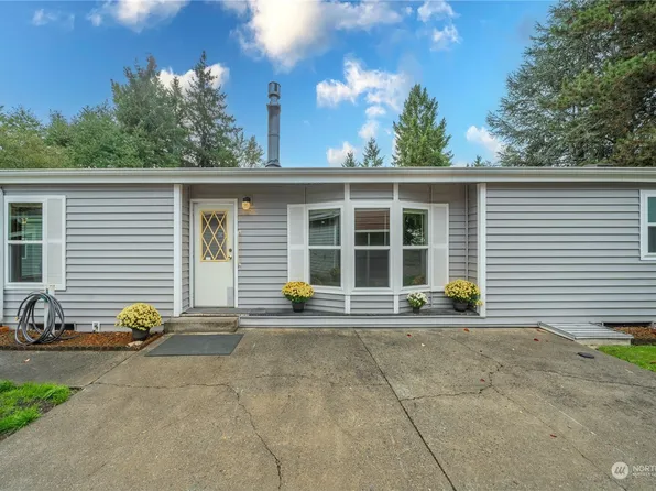 13101 Prairie Circle E, Bonney Lake, WA 98391