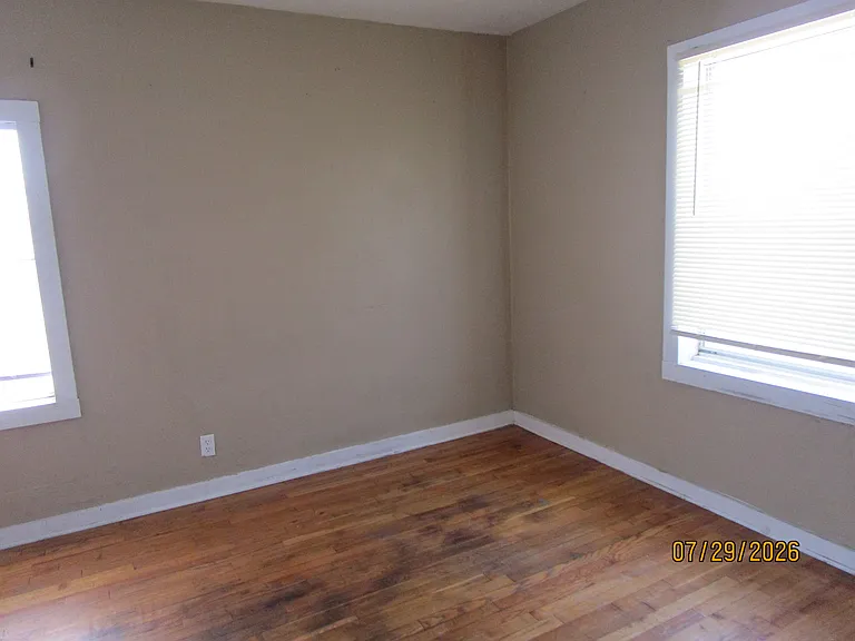 703 Stevenson St — Photo 7