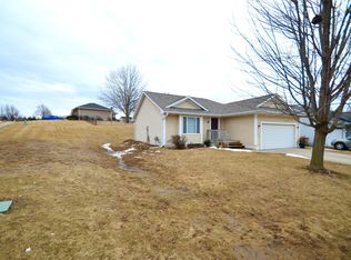 2542 E Marion St, Des Moines, IA 50320